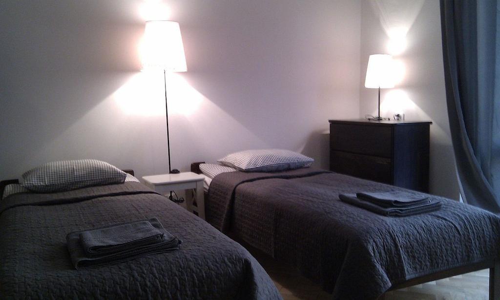 Koro De Varsovio - Apartament Ciasna 10 Varsóvia Quarto foto