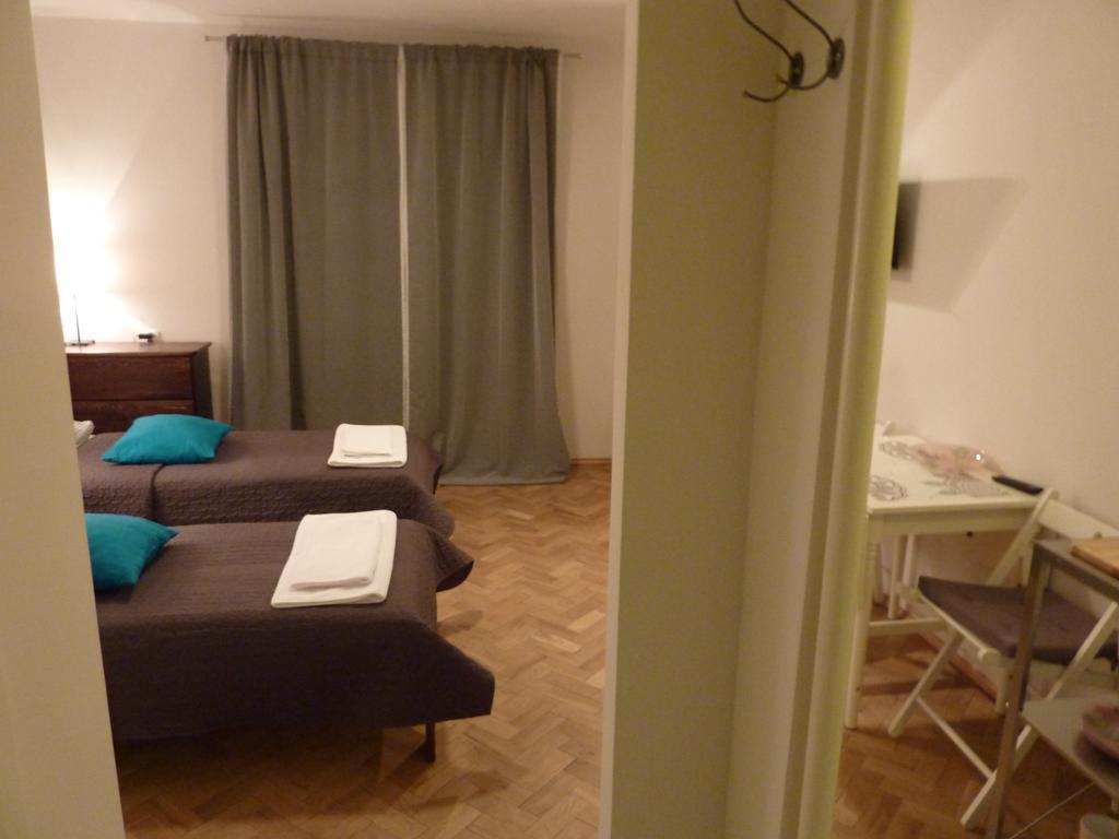 Koro De Varsovio - Apartament Ciasna 10 Varsóvia Exterior foto